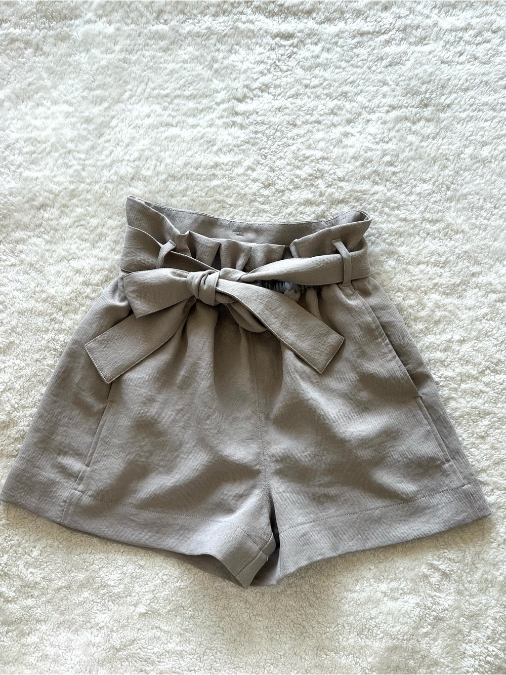 Wilfred High-Waist Paperbag Tie Waist Shorts Tan Size 2